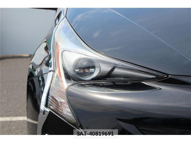 Toyota PRIUS 2018-03 8054929-13