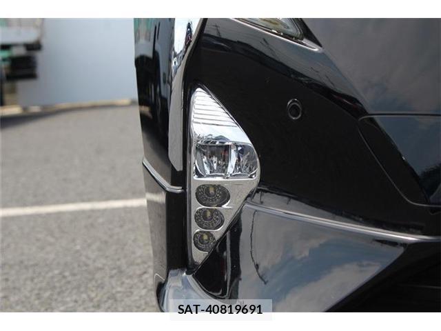 Toyota PRIUS 2018-03 8054929-14