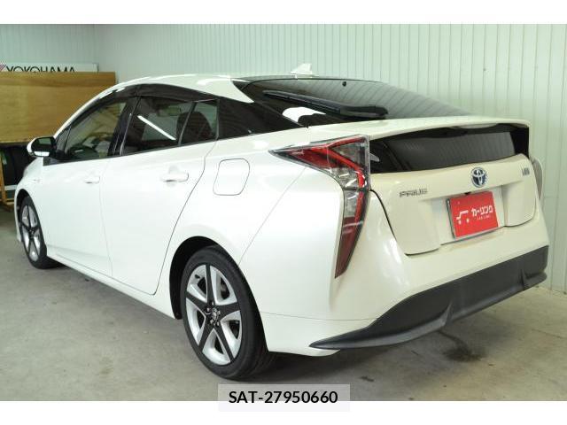 Toyota PRIUS 2016-03 8055147-8