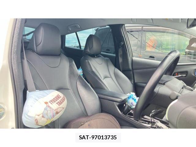 Toyota PRIUS 2020-10 8055217-10