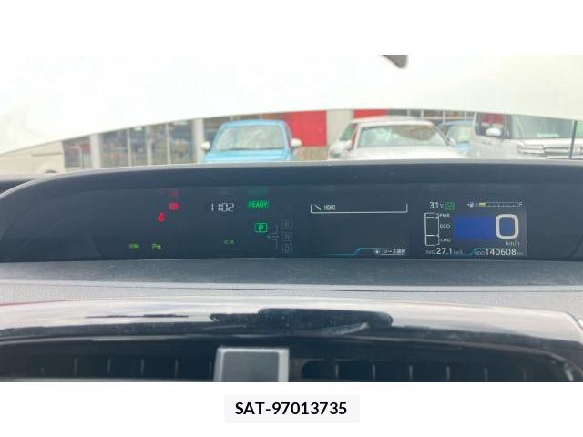 Toyota PRIUS 2020-10 8055217-19