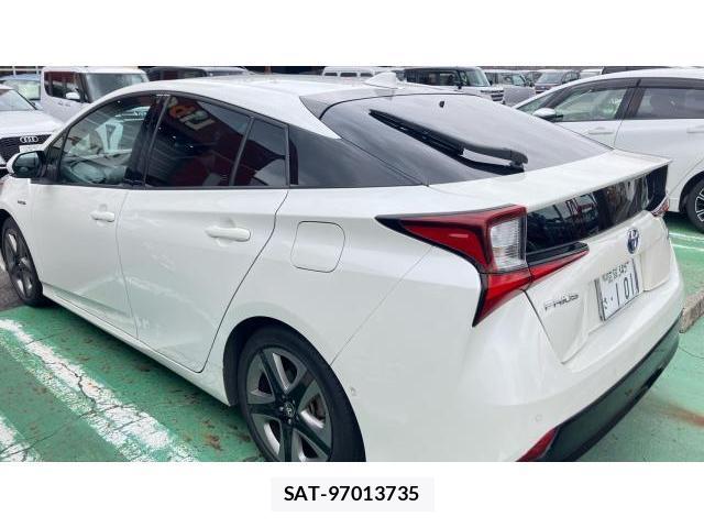 Toyota PRIUS 2020-10 8055217-2