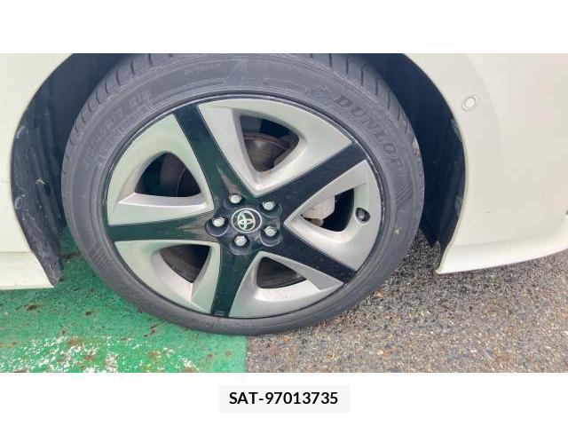 Toyota PRIUS 2020-10 8055217-5