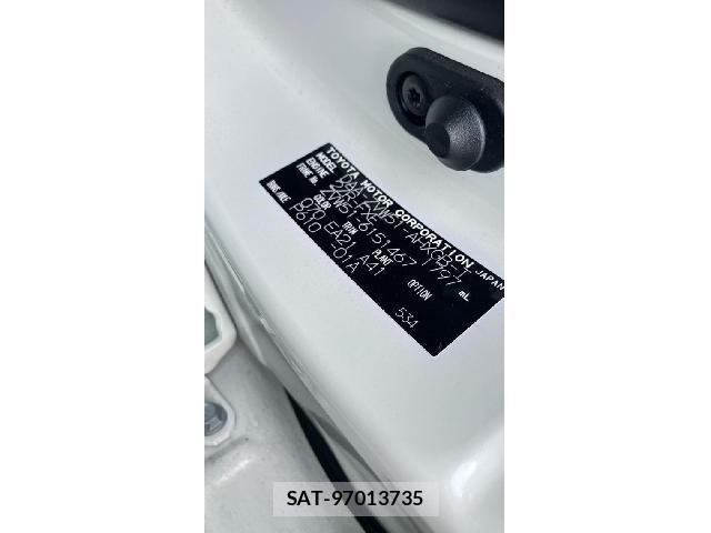 Toyota PRIUS 2020-10 8055217-8