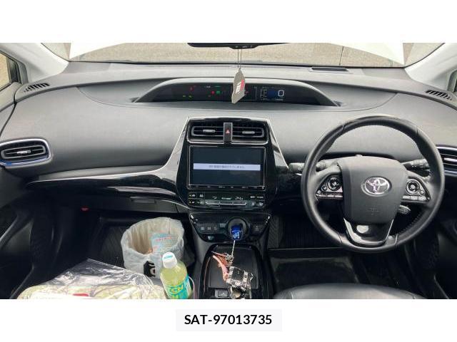 Toyota PRIUS 2020-10 8055217-9