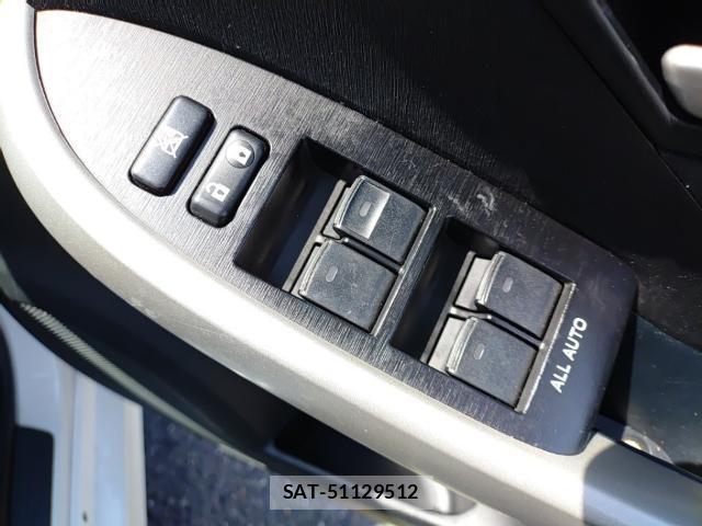 Toyota PRIUS 2013-06 8055271-13