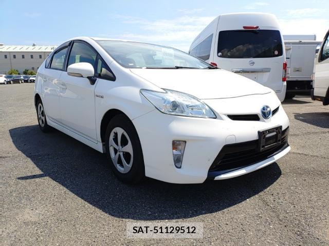 Toyota PRIUS 2013-06 8055271-3