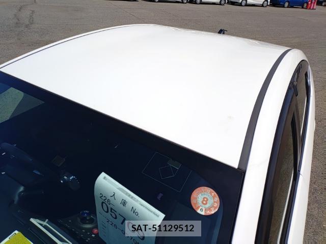 Toyota PRIUS 2013-06 8055271-6