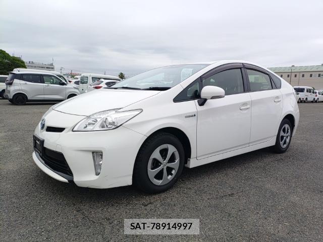 Toyota PRIUS 2015-06 8055288-0