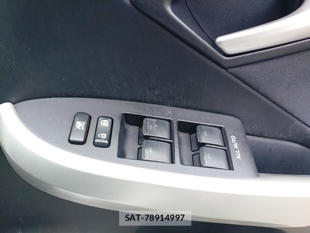 Toyota PRIUS 2015-06 8055288-13