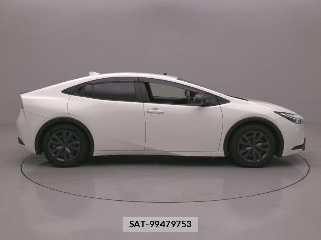 Toyota PRIUS 2023-07 8055420-5