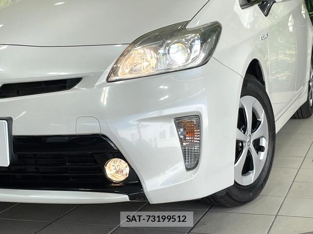 Toyota PRIUS 2014-01 8055477-11