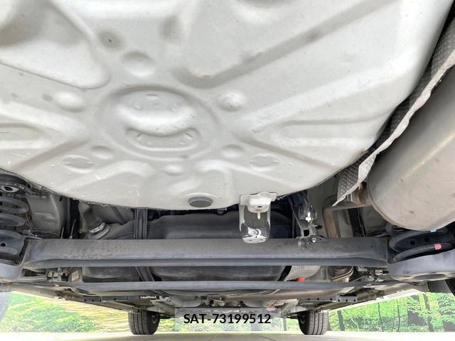 Toyota PRIUS 2014-01 8055477-18