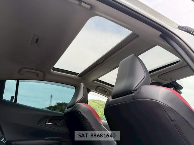 Toyota PRIUS 2023-06 8055515-4