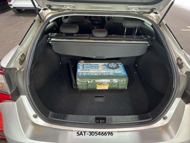 Toyota PRIUS 2019-06 8055560-7