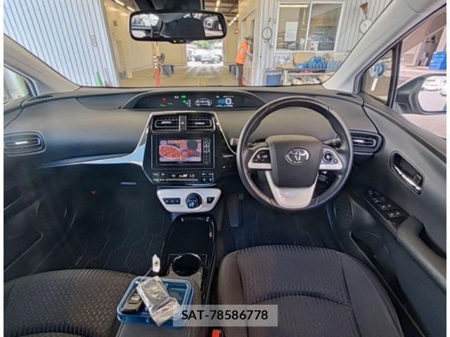 Toyota PRIUS 2017-12 8055572-5