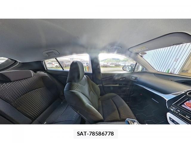 Toyota PRIUS 2017-12 8055572-8