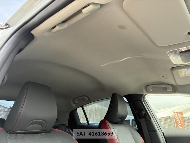 Toyota PRIUS 2023-11 8055619-16