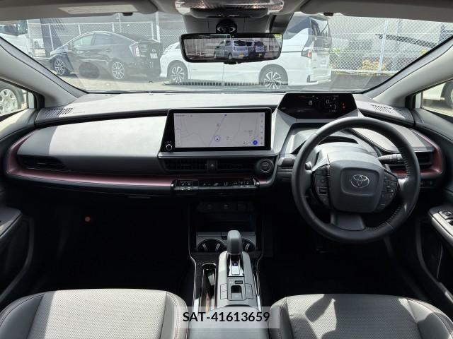Toyota PRIUS 2023-11 8055619-2