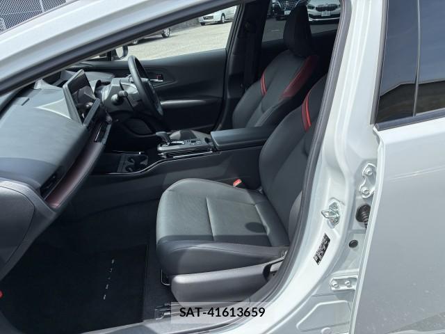 Toyota PRIUS 2023-11 8055619-5