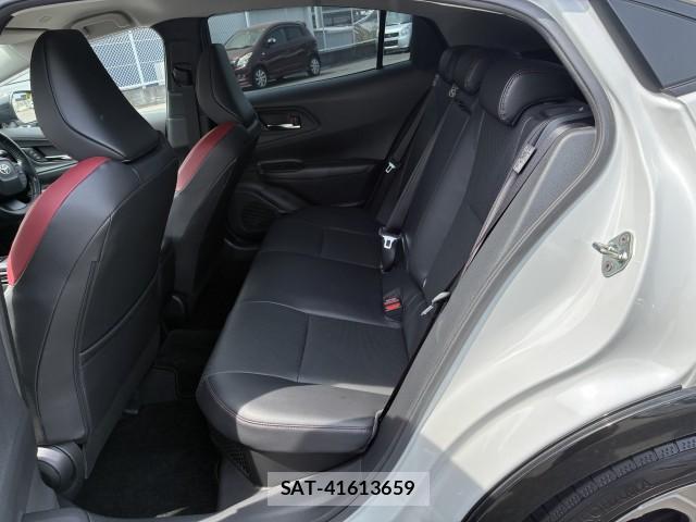 Toyota PRIUS 2023-11 8055619-6
