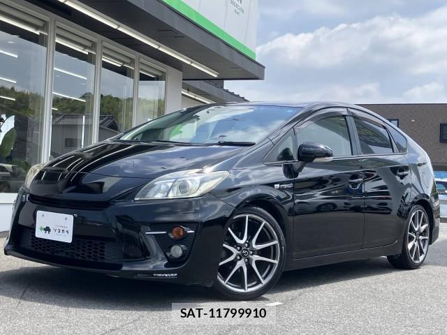 Toyota PRIUS 2013-03 8055621-11