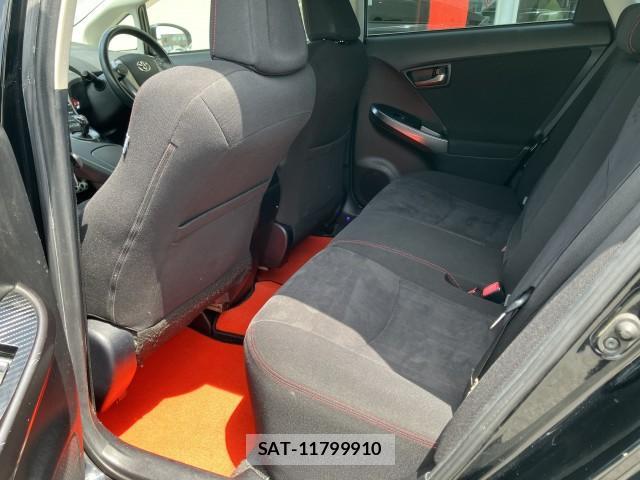 Toyota PRIUS 2013-03 8055621-5