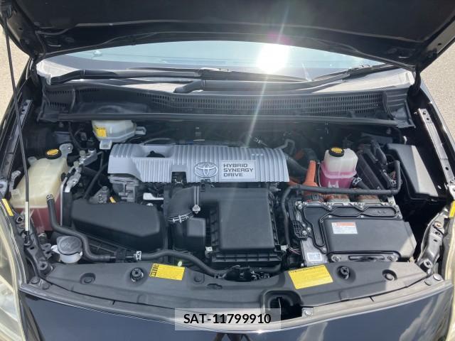 Toyota PRIUS 2013-03 8055621-6