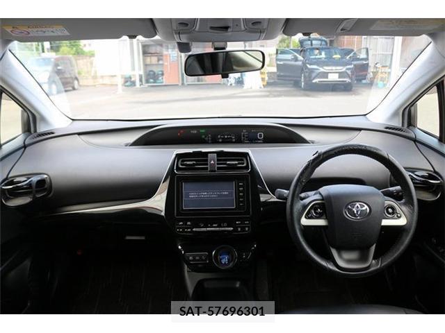 Toyota PRIUS 2016-02 8055664-16