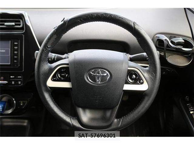 Toyota PRIUS 2016-02 8055664-17