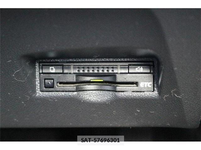 Toyota PRIUS 2016-02 8055664-4