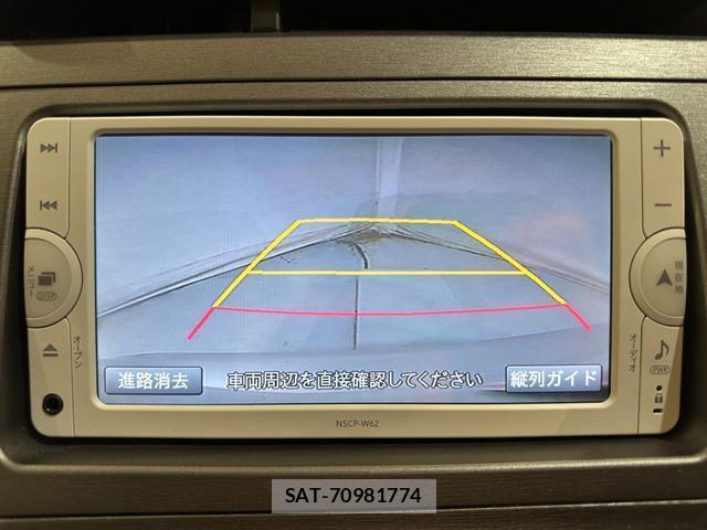 Toyota PRIUS 2013-04 8055797-3