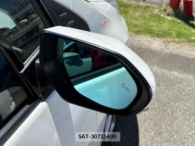 Toyota PRIUS 2016-02 8055982-3