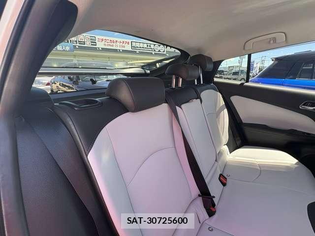 Toyota PRIUS 2016-02 8055982-7