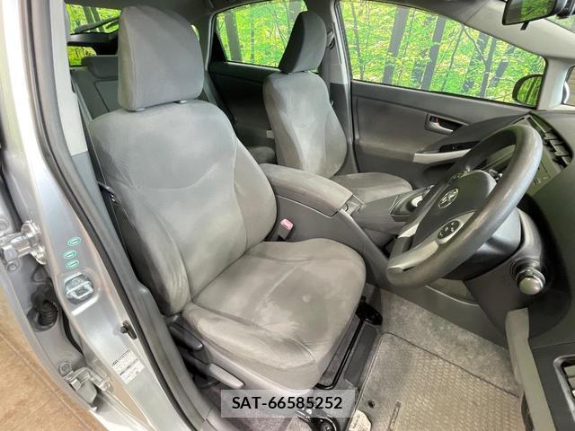 Toyota PRIUS 2010-01 8055996-7