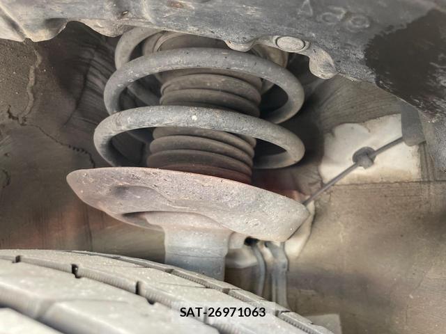 Toyota PRIUS 2017-11 8055999-19