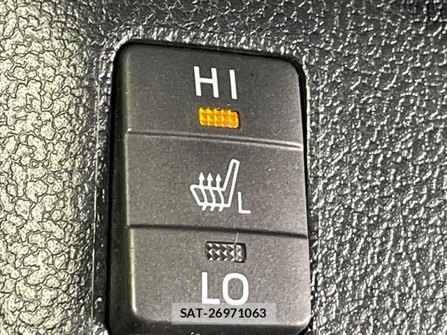 Toyota PRIUS 2017-11 8055999-6