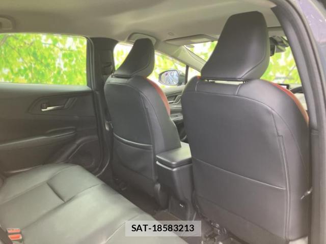 Toyota PRIUS 2024-02 8056113-5