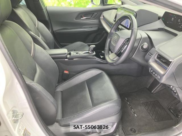 Toyota PRIUS 2023-02 8056120-3