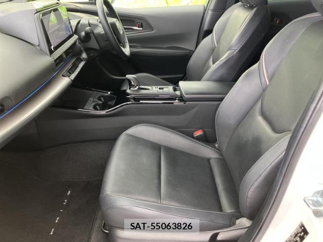Toyota PRIUS 2023-02 8056120-5
