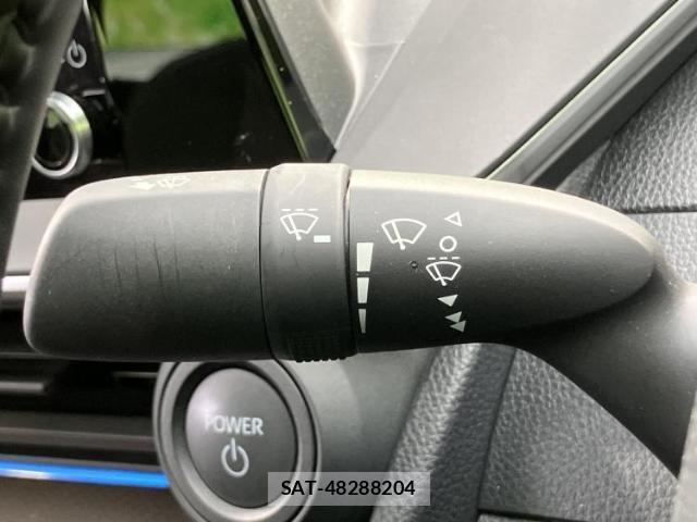 Toyota PRIUS 2024-06 8056202-15