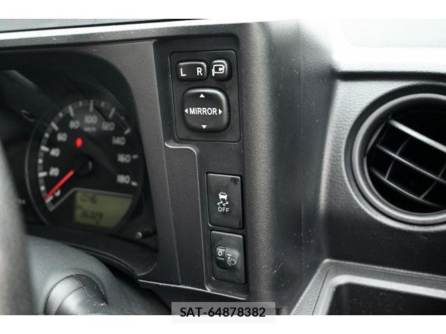Toyota PROBOX 2021-03 8055710-15