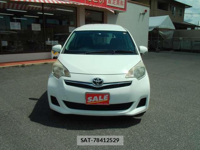 Toyota RACTIS 2013-03 8055002-4