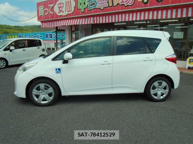 Toyota RACTIS 2013-03 8055002-5