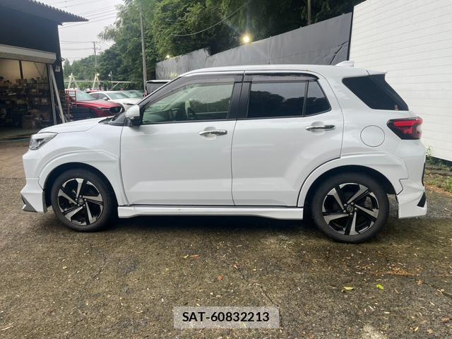 Toyota RAIZE 2022-03 8053945-9