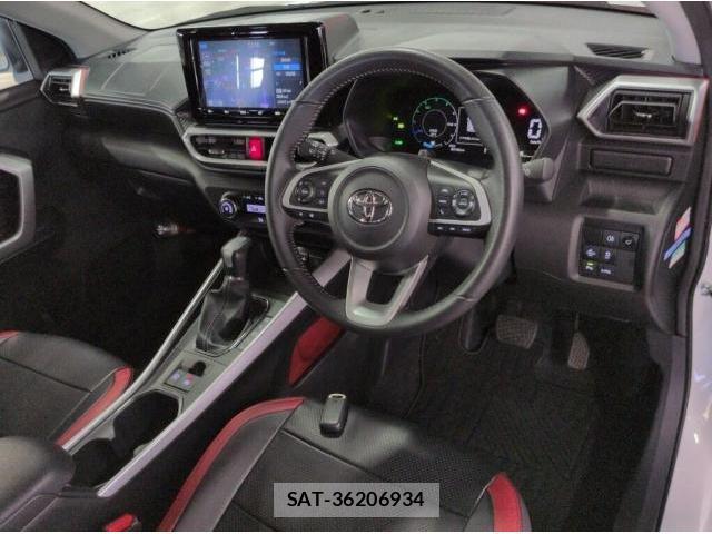 Toyota RAIZE 2023-01 8054403-4