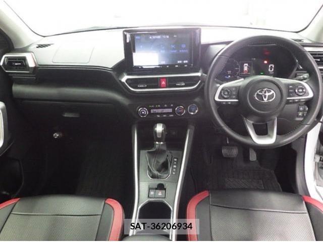 Toyota RAIZE 2023-01 8054403-5