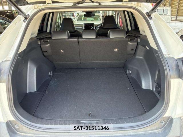 Toyota RAV4 2021-07 8053349-8