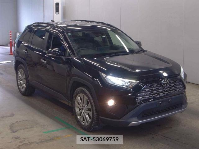 Toyota RAV4 2021-04 8053385-0