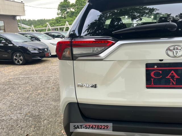 Toyota RAV4 2019-06 8053949-12